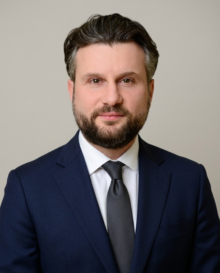 Porträt von Dr. Tek Ferhat
